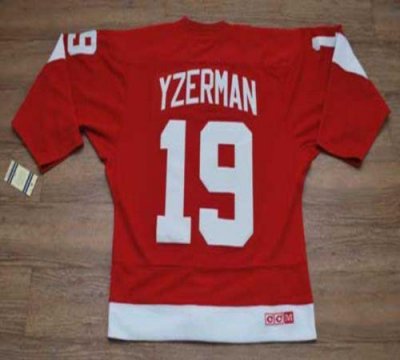 Jerseys Factory Cheap Red Wings #19 Steve Yzerman Red CCM Throwb